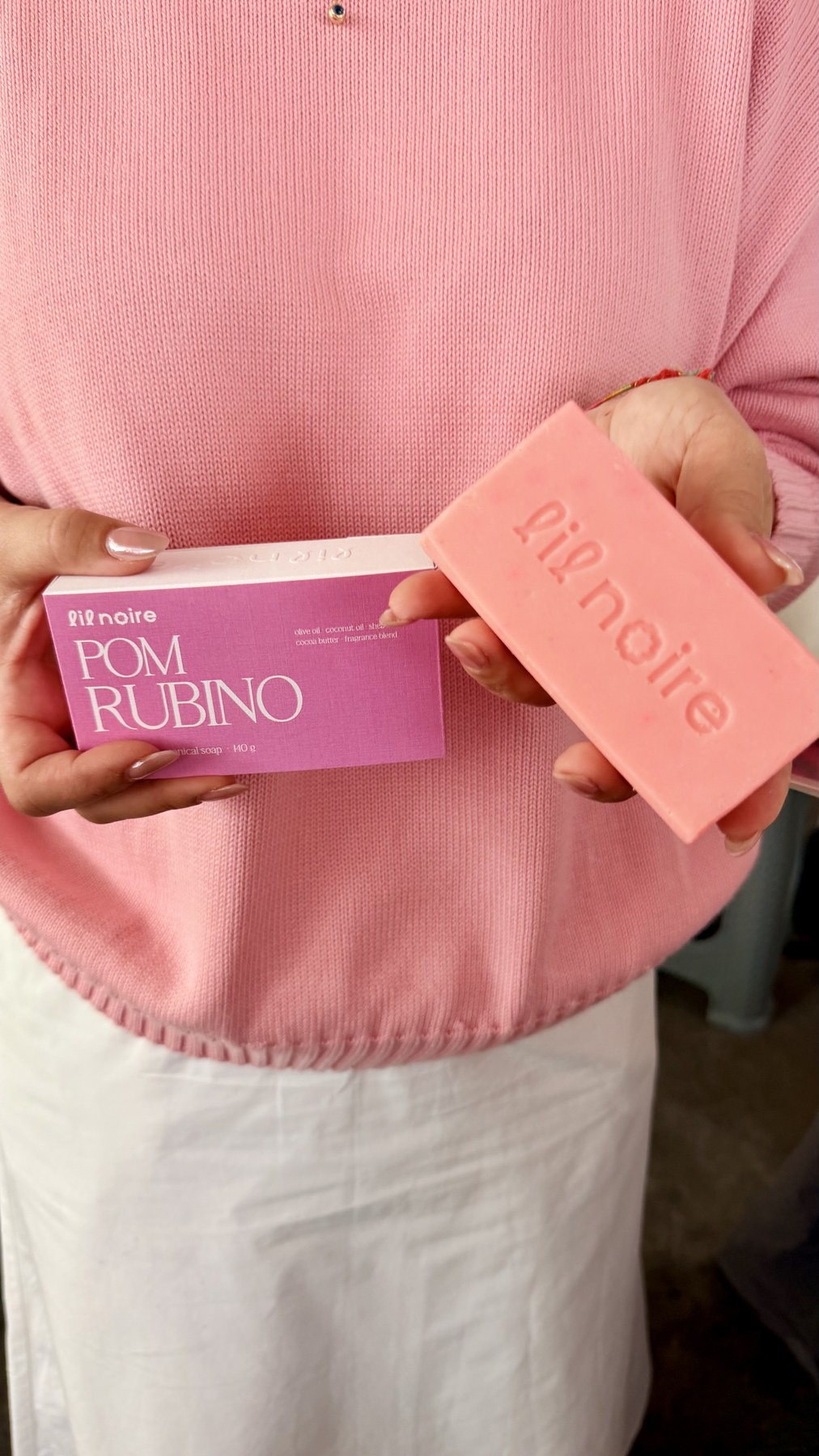 Pom Rubino botanical soap with its packaging
