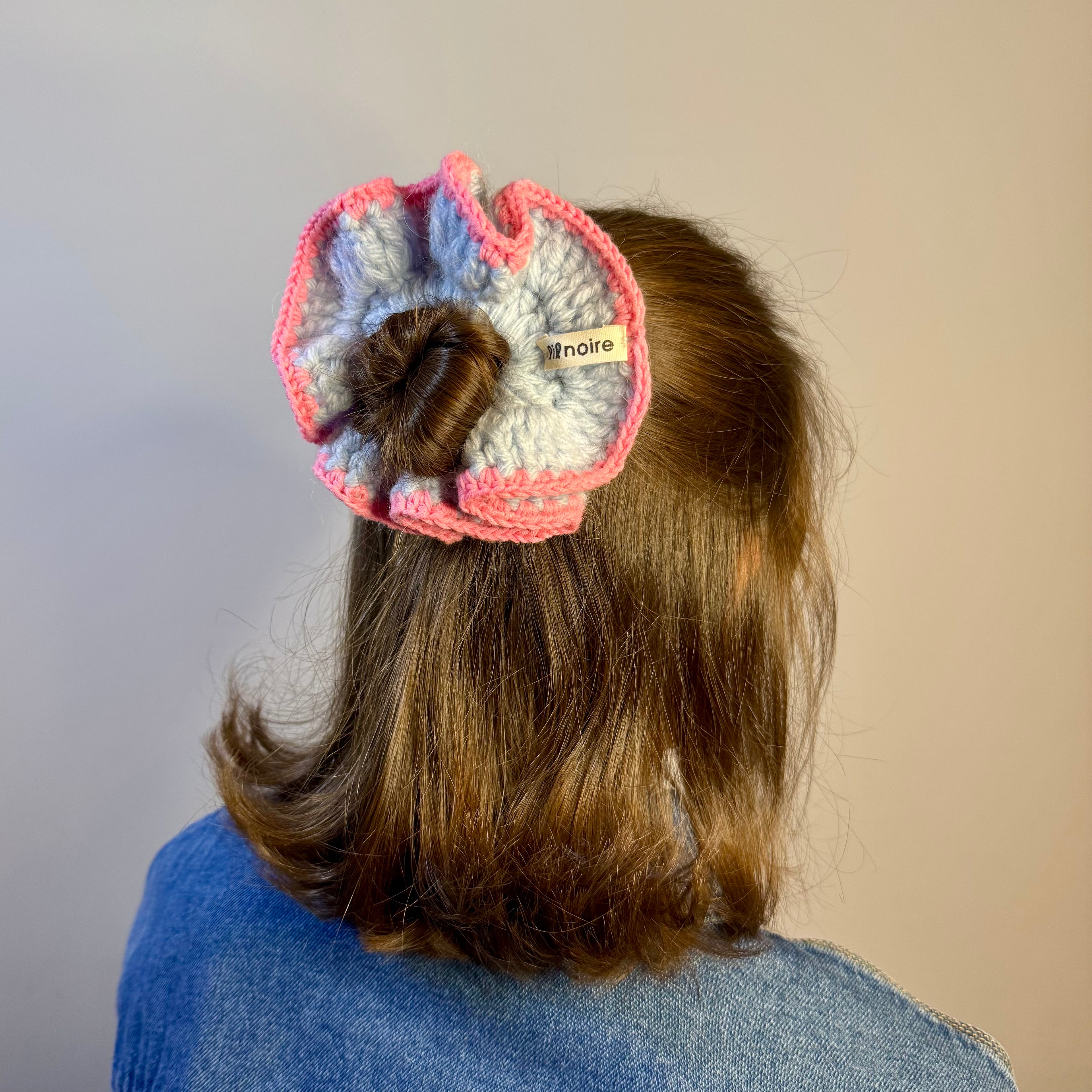 Nênê - Frill Scrunchie