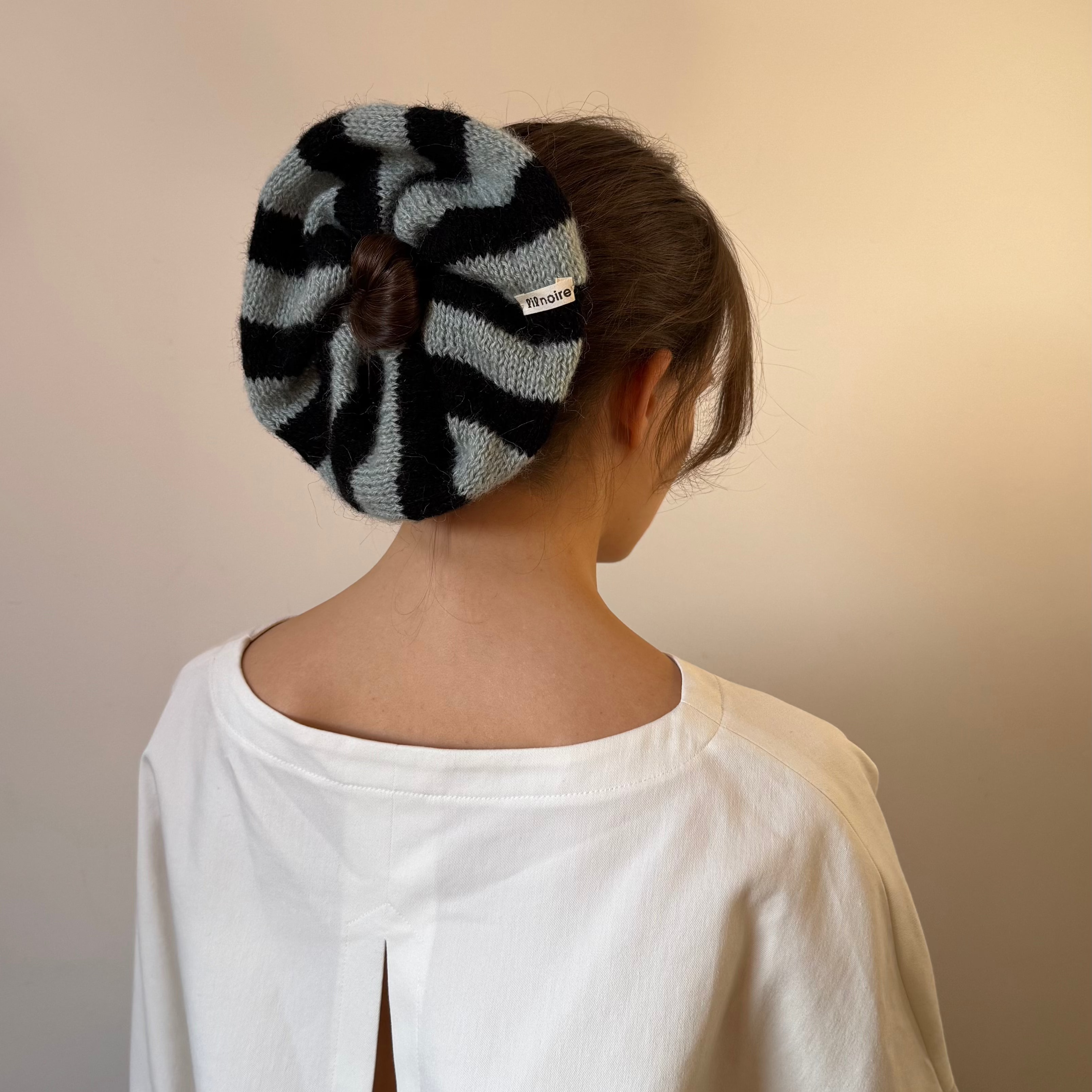 Nênê - Striped Scrunchie