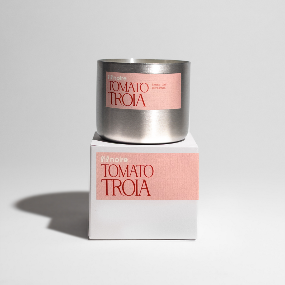 Tomato Troia · Steel ve kutusu